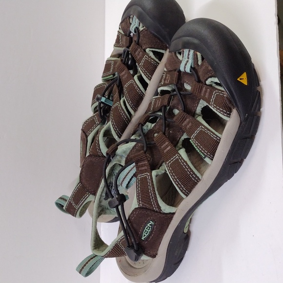 Sandales KEEN Enfant – Taille 6 (jeune), Cuir Noir, Lacets, Enfilage Facile